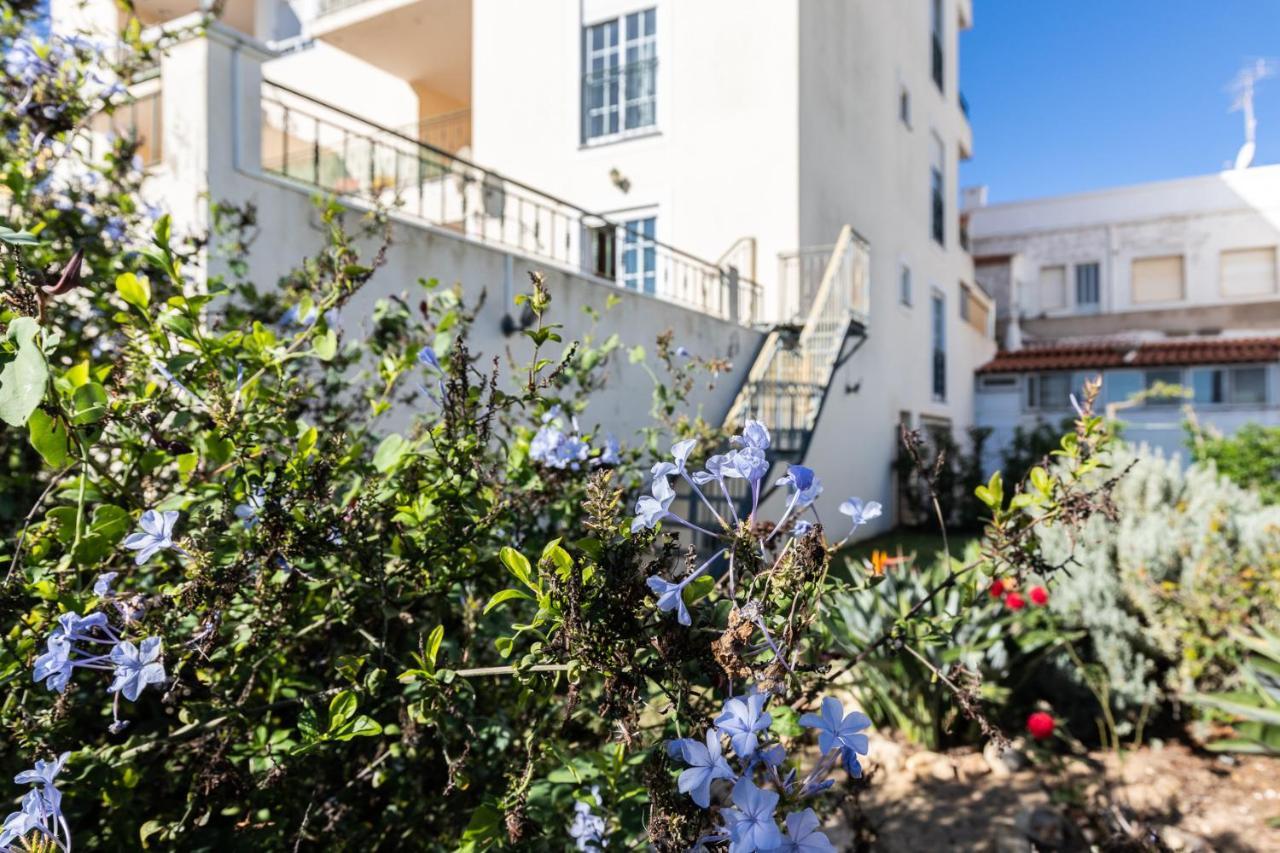 Beach Front View Armacao De Pera Flat Exterior photo